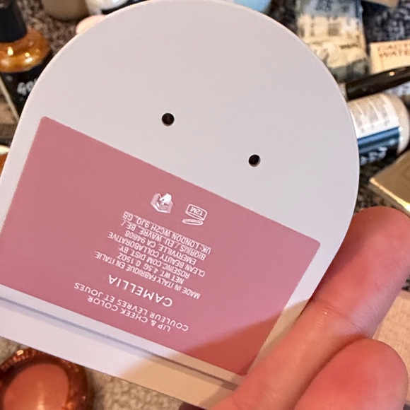 Rose Inc Blush Divine in Soft Pink - Picture 7 of 7